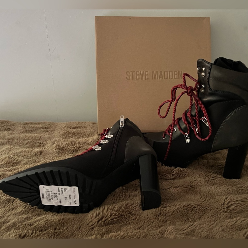 Steve Madden Karey Booties